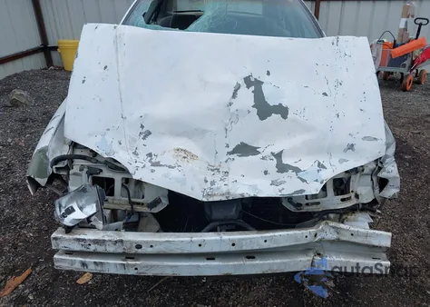 1996 Chevrolet Lumina z USA, uszkodzony, nr VIN 2G1WL52M4T1197707